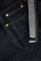 pantalon en jean selvedge indigo, denim japonais, coutures